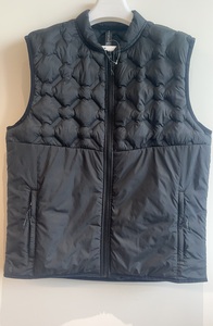 S250696 Men's sleeveless padded jacket
