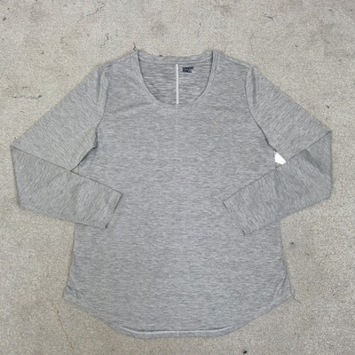 S241251 Women's High Low Top