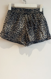 S250681 Girls' Shorts