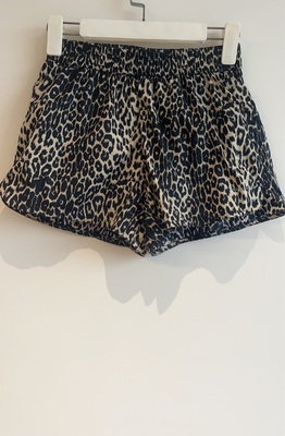 S250681 Girls' Shorts